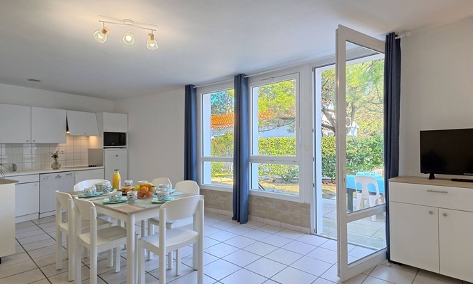 Saint-Hilaire-de-Riez Casa | Hameau Océan by Interhome