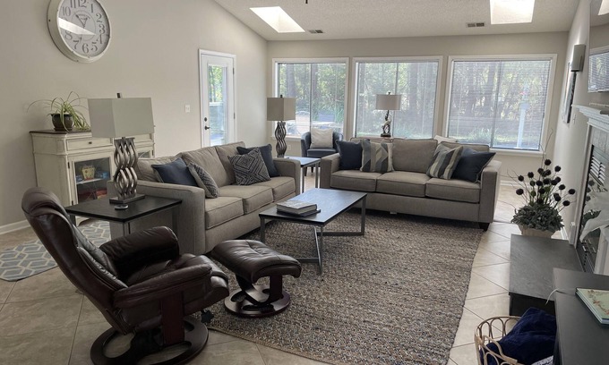Hampstead Casa | “Hampstead Hideaway”- sleeps 6.