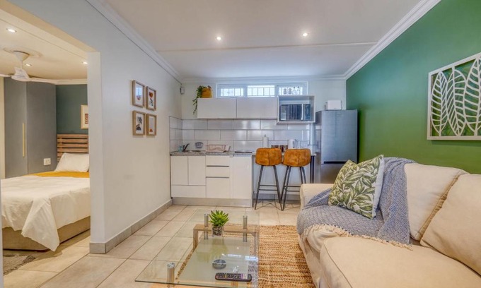 Windermere Apartamento | Hampton Collection - Trendy 2 Sleeper Apartment with Pool