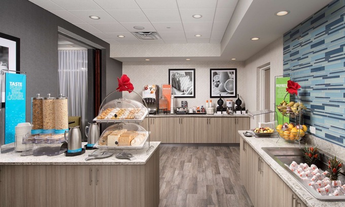 Seybold Hotel | Hampton Inn Miami - Airport East, FL