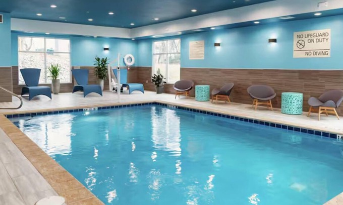 Gordonville Hotel | Hampton Inn & Suites Intercourse, Pa