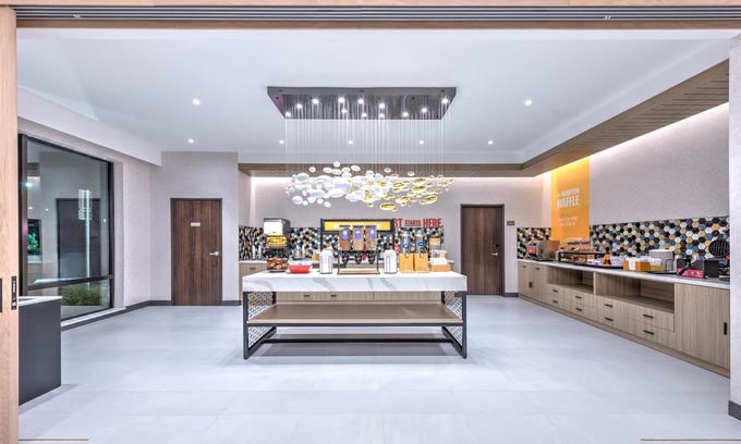 Irving Hotel | Hampton Inn & Suites Irving Hwy 183