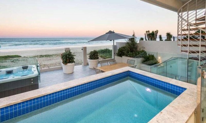 Main Beach Casa | Hamptons Beachfront House