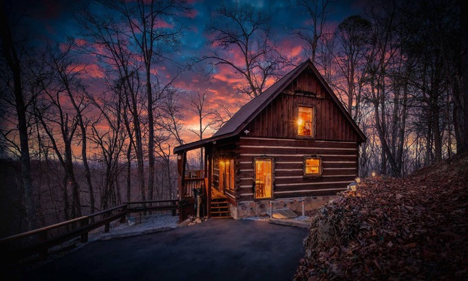 Chalet Village Cabina | Cabaña de madera de lujo con vistas a Smokies, capacidad para 6 personas