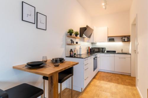 Holzgerlingen Apartamento | Handmade, Kitchen, Office, Luxury, Parking