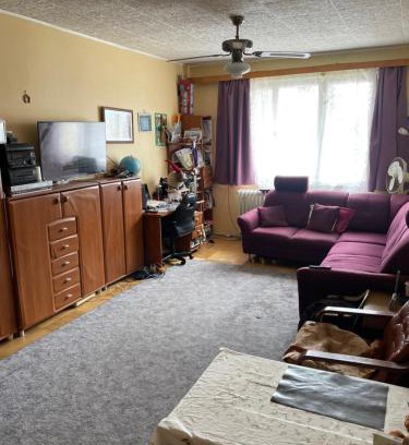 Prague 4 Apartamento | HANDY FLAT WITH SAUNA and TUBE-UBahn