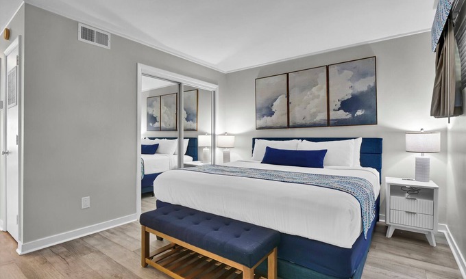 Wrightsville Beach Condominio | Hang Ten at Summer Sands Suites 308 – Newly Remodeled & Pet-Friendly!
