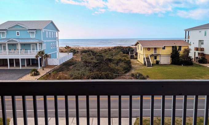 Holden Beach Casa | Hangin' at Holden: Ocean View, Pet-Friendly, 3BR/3BA Beach Home Steps from Sand
