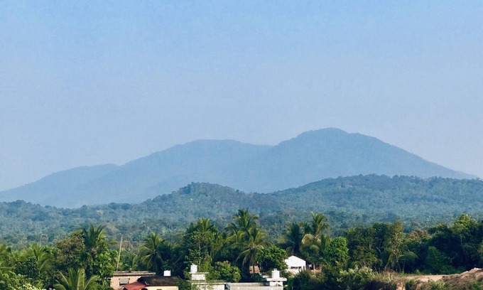 Thalassery Casa | HANNA HOMESTAY Nuestro lugar está lleno de naturaleza