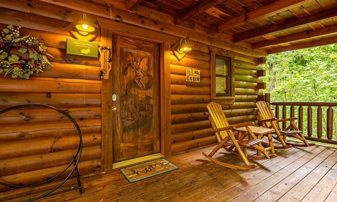 Gatlinburg - Pigeon Forge Cabina | Happily Ever After