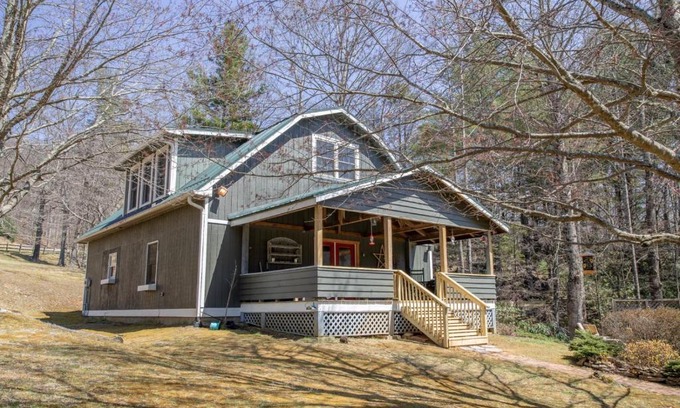 Apple Ridge Casa | Happy Apple