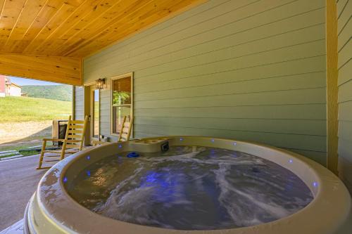 Cosby Casa | Happy Hideout, country livin with great mountain views, hot tub, arcades, fire pit, pets ok with fee