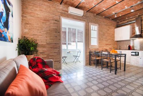 El Camp de l'Arpa del Clot Apartamento | Happy People Gaudi Sant Pau Apartments