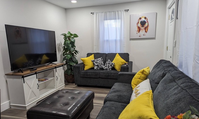 Hazel Park Casa | Happy Place