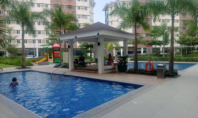 Trece Martires Apartamento | Happy Stays B - End Unit at SMDC HOPE Residences Trece Martires Cavite