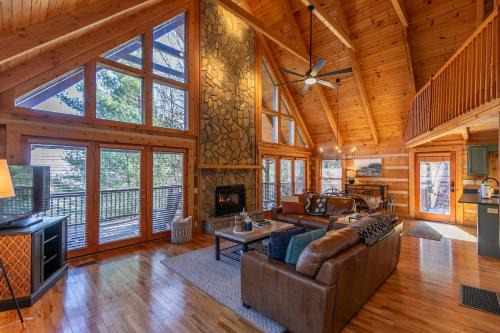Deep Gap Casa | Happy Trees Cabin