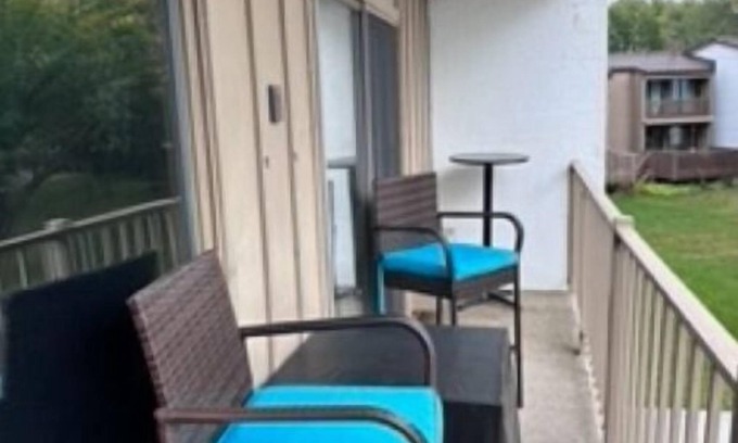 Clear Lake Condominio | Harper's Condo #303