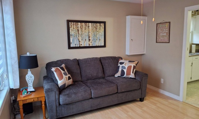 Arichat Apartamento | Harbourview Suite - A cool little suite for 2