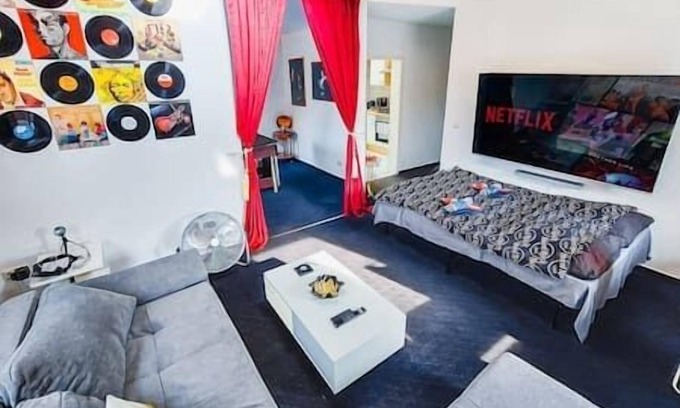 Innenstadt Apartamento | 🎸Hard Rock meets Baroque 👑 incl. Extras