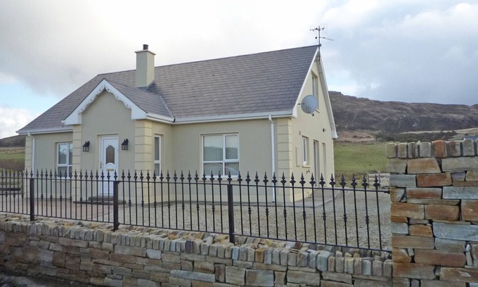 Kilcar Chalet De Esquí | Harefield Holiday Home