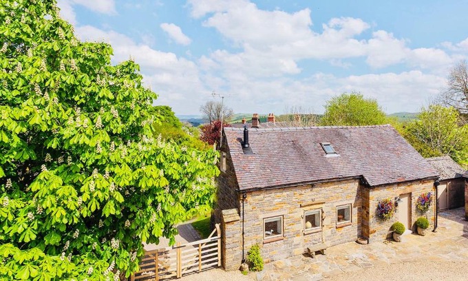 Grindon Casa | Harewood Cottage Peak District