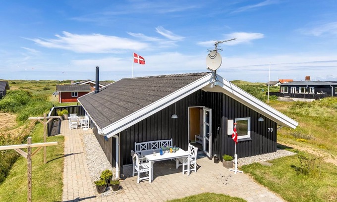 Lakolk Casa | "Hariet" - 300m from the sea by Interhome