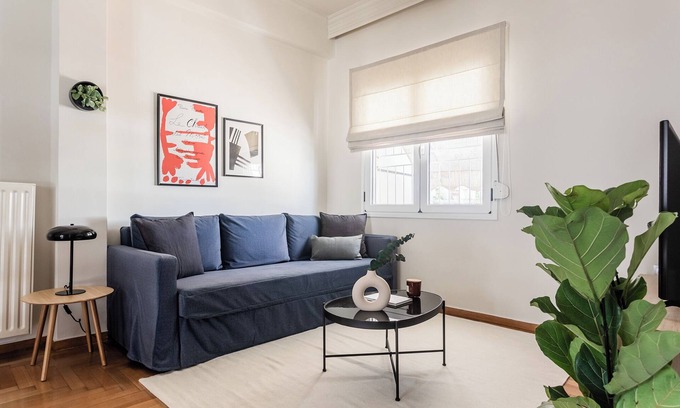 Exarhia Apartamento | Harmonious 2BR Apartment in Exarchia