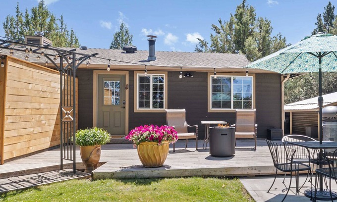Alfalfa Casa | Pets OK | Perfect Couple's Retreat in Bend!