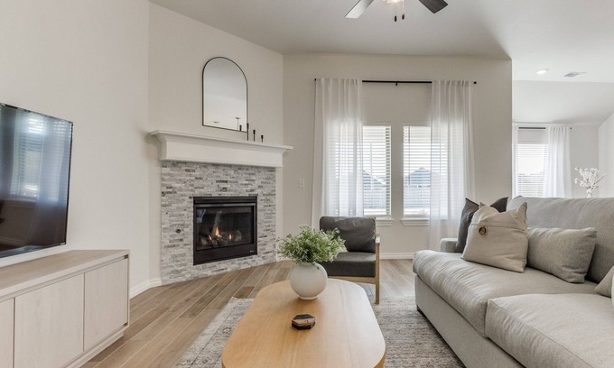 Yukon Casa | Harmony on 123rd: Warm, Welcoming, Wonderful!