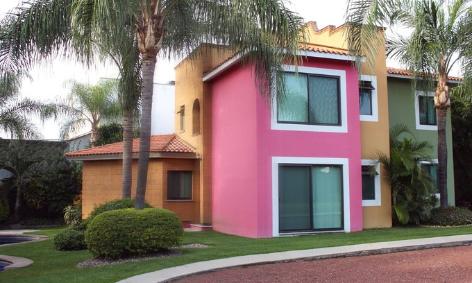 Chiconcuac Casa | Harmony, relaxation, fresh air, natural light, and colonial luxury.