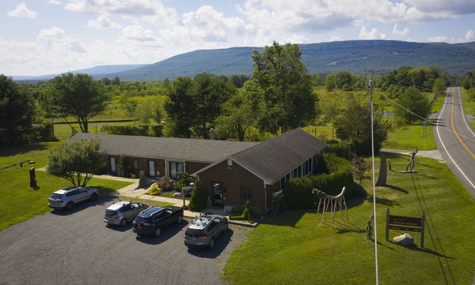 Gardiner Apartamento | Harmony Studio at Stone Wave Yoga