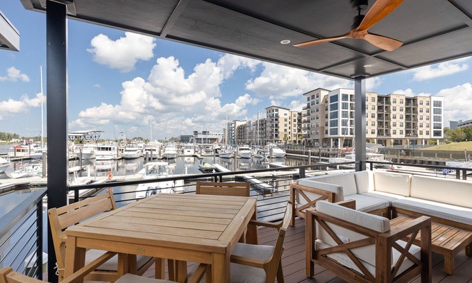 Wilmington Historic District Apartamento | Harmony - Afloat on the Cape Fear River