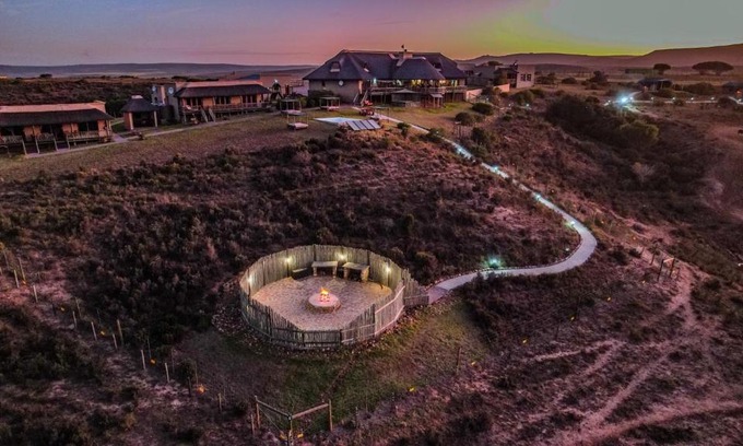 Brandwag Cabina | Hartenbos Private Game Lodge