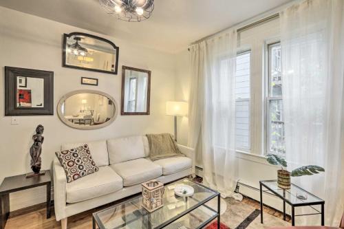 Hartford Apartamento | Hartford Vacation Rental - Close to Downtown!