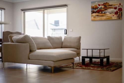 Clyde Casa | Hartleigh Estate - Sophisticated Family Living