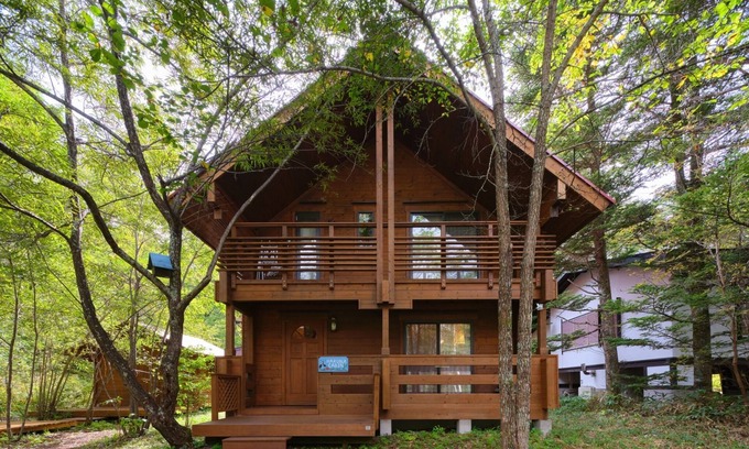 Tsumagoi Casa | HARUNA CABIN log house / Agatsuma-gun Gunma