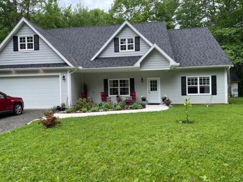 Middleton Casa | Harvest Moon Trail Hideaway
