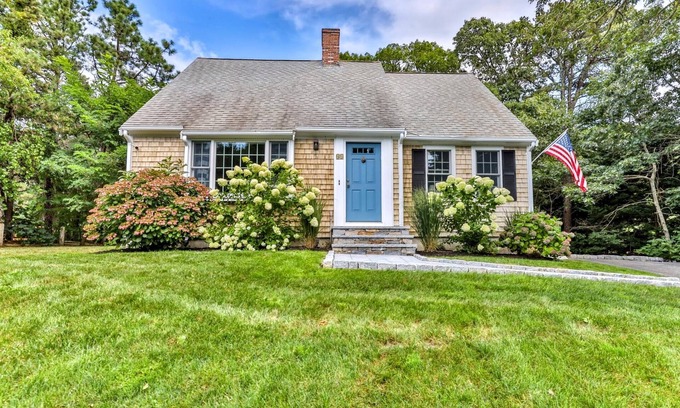 Northwest Harwich Casa | Harwich Getaway, Harwich Getaway with Hot Tub