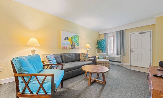 Hatteras Apartamento | Hatteras Happy Hour at Villas of Hatteras Landing Near-Beach Condos with Pool Access!