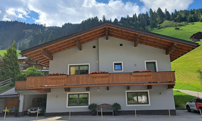 Lanersbach Apartamento | Alexander by Interhome