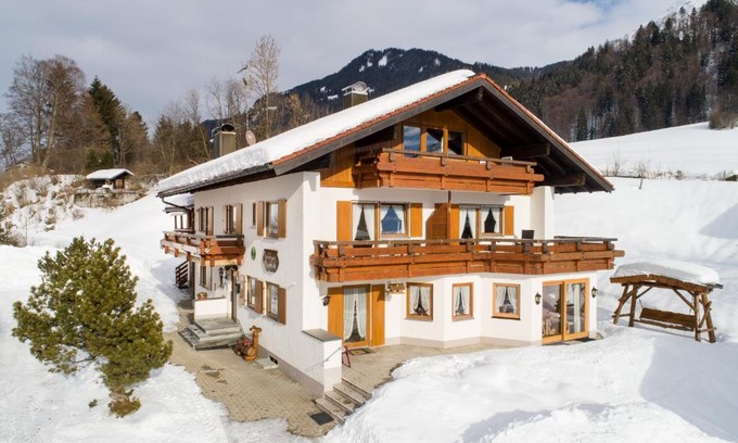 Rubi Apartamento | "Haus Alpenblick" - Annehmlichkeiten von 4-Sterne Familien-und Wellnesshotel Viktoria können mitbenutzt werden