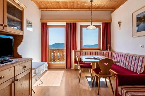 Lajen Apartamento | Haus Alpenblick Apt Edelweiß