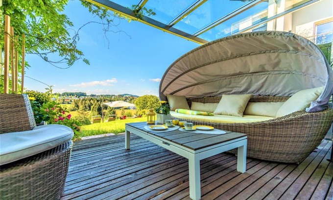 Seekirchen Markt Apartamento | Haus am Weinberg II