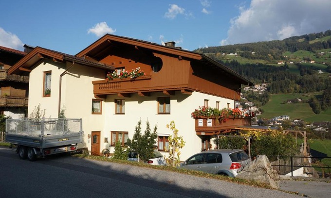 Hippach Apartamento | Haus Dornauer