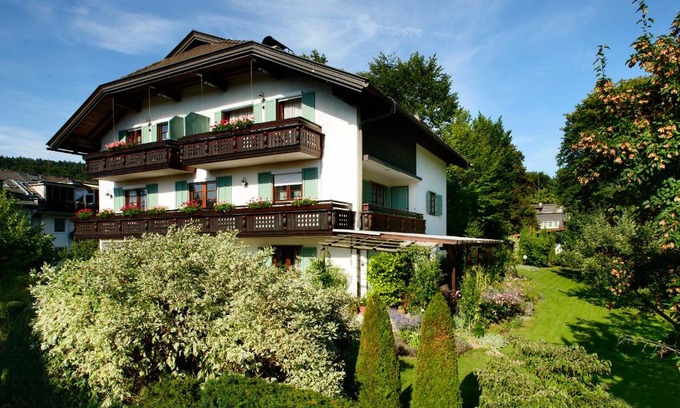 Krumpendorf am Woerther See Apartamento | Haus Elisabeth, Appartements
