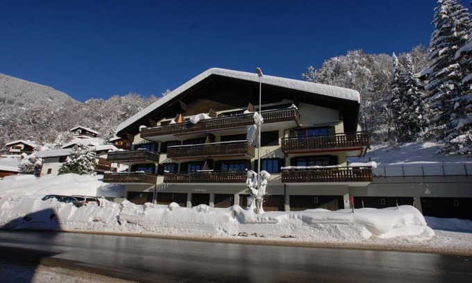Klosters Dorf Apartamento | Haus Euphrasia