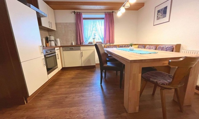 Sankt Leonhard im Pitztal Apartamento | Haus Paula - Brüggler's Ferienhäuser