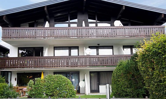 Maishofen Apartamento | Haus Point by Interhome