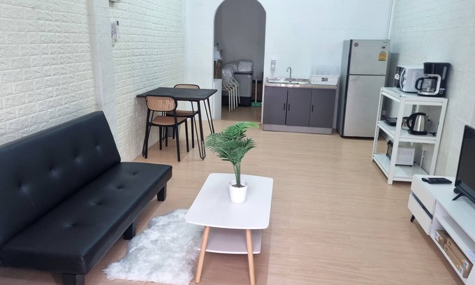 Yan Nawa Casa | Haus Sathorn Pier: Cozy 2-Bedroom Retreat, 5 Minutes to BTS City Center