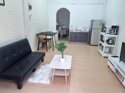 Yan Nawa Casa | Haus Sathorn Pier 2 Cozy Bedroom City Center